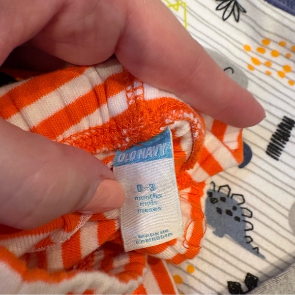 Gerber, Old Navy, Child of Mine Baby 0-3 Month Onesie 8 Piece Lot - Picture 8 of 9